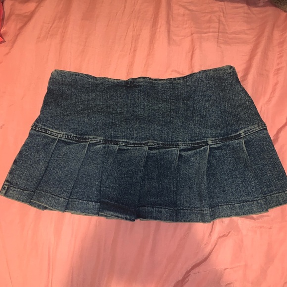 Denim mini pleated skirt - Picture 3 of 3